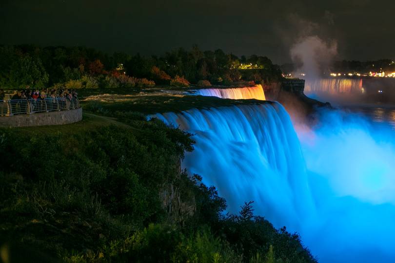 Niagara Falls illuminated at night